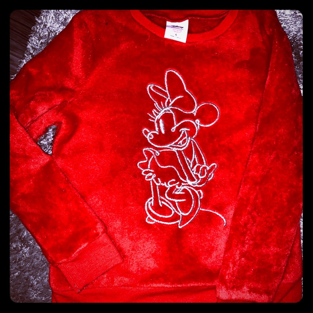 Minnie Mouse Ultra Plush fuzzy pullover
